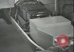 Image Bombe de missile guidée par la télévision United States USA, 1947, de la seconde 5 séquences d'archives historiques vidéo 65675075817