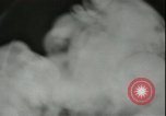 Standbild Futuristische Vision einer möglichen fernsehgesteuerten Atomrakete europäische Theater, 1947, aus Sekunde 9 historischem Filmmaterial Videoclip 65675075818
