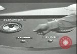 Standbild Futuristische Vision einer möglichen fernsehgesteuerten Atomrakete europäische Theater, 1947, aus Sekunde 28 historischem Filmmaterial Videoclip 65675075818