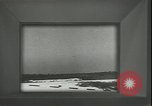 Standbild Futuristische Vision einer möglichen fernsehgesteuerten Atomrakete europäische Theater, 1947, aus Sekunde 32 historischem Filmmaterial Videoclip 65675075818