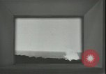 Standbild Futuristische Vision einer möglichen fernsehgesteuerten Atomrakete europäische Theater, 1947, aus Sekunde 43 historischem Filmmaterial Videoclip 65675075818