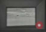Standbild Futuristische Vision einer möglichen fernsehgesteuerten Atomrakete europäische Theater, 1947, aus Sekunde 58 historischem Filmmaterial Videoclip 65675075818