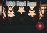 Standbild Pentagon Halle der Helden Namensschilder Arlington Virginia USA, 1968, aus Sekunde 28 historischem Filmmaterial Videoclip 65675075828