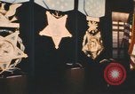 Standbild Pentagon Halle der Helden Namensschilder Arlington Virginia USA, 1968, aus Sekunde 51 historischem Filmmaterial Videoclip 65675075828