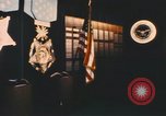 Standbild Pentagon Halle der Helden Namensschilder Arlington Virginia USA, 1968, aus Sekunde 60 historischem Filmmaterial Videoclip 65675075828
