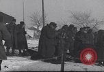 Standbild deutschen Gefangenen Ardennen Luxemburg, 1945, aus Sekunde 7 historischem Filmmaterial Videoclip 65675075831