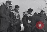 Standbild deutschen Gefangenen Ardennen Luxemburg, 1945, aus Sekunde 43 historischem Filmmaterial Videoclip 65675075831