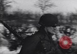 Standbild Deutschland Infanterie Bavigne Luxemburg, 1945, aus Sekunde 25 historischem Filmmaterial Videoclip 65675075832