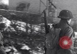 Standbild Deutschland Infanterie Bavigne Luxemburg, 1945, aus Sekunde 27 historischem Filmmaterial Videoclip 65675075832