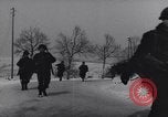 Standbild Deutschland Infanterie Bavigne Luxemburg, 1945, aus Sekunde 35 historischem Filmmaterial Videoclip 65675075832