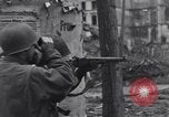 Standbild USA Soldaten Köln Deutschland, 1945, aus Sekunde 5 historischem Filmmaterial Videoclip 65675075833