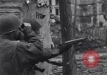 Standbild USA Soldaten Köln Deutschland, 1945, aus Sekunde 6 historischem Filmmaterial Videoclip 65675075833
