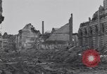 Standbild USA Soldaten Köln Deutschland, 1945, aus Sekunde 44 historischem Filmmaterial Videoclip 65675075833