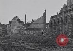 Standbild USA Soldaten Köln Deutschland, 1945, aus Sekunde 51 historischem Filmmaterial Videoclip 65675075833