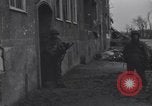 Standbild USA Soldaten Köln Deutschland, 1945, aus Sekunde 19 historischem Filmmaterial Videoclip 65675075834