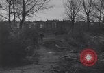 Standbild USA Soldaten Köln Deutschland, 1945, aus Sekunde 30 historischem Filmmaterial Videoclip 65675075834