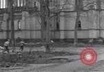 Standbild USA Soldaten Köln Deutschland, 1945, aus Sekunde 58 historischem Filmmaterial Videoclip 65675075834