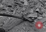 Standbild deutsche zivile Neuss Deutschland, 1945, aus Sekunde 34 historischem Filmmaterial Videoclip 65675075836