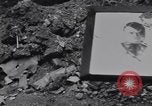Standbild deutsche zivile Neuss Deutschland, 1945, aus Sekunde 45 historischem Filmmaterial Videoclip 65675075836