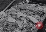 Standbild deutsche zivile Neuss Deutschland, 1945, aus Sekunde 47 historischem Filmmaterial Videoclip 65675075836