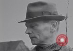 Standbild deutsche zivile Neuss Deutschland, 1945, aus Sekunde 55 historischem Filmmaterial Videoclip 65675075836
