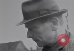 Standbild deutsche zivile Neuss Deutschland, 1945, aus Sekunde 60 historischem Filmmaterial Videoclip 65675075836