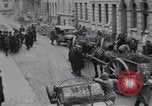 Immagine di Civili tedesco Neuss Germania, 1945, secondo 11 filmato di repertorio 65675075837