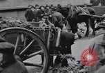 Immagine di Civili tedesco Neuss Germania, 1945, secondo 23 filmato di repertorio 65675075837