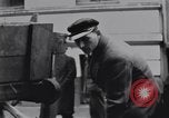 Immagine di Civili tedesco Neuss Germania, 1945, secondo 29 filmato di repertorio 65675075837