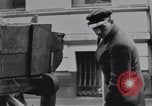 Immagine di Civili tedesco Neuss Germania, 1945, secondo 32 filmato di repertorio 65675075837
