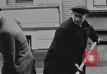 Immagine di Civili tedesco Neuss Germania, 1945, secondo 39 filmato di repertorio 65675075837