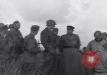 Standbild Alliierten Offiziere Werben Deutschland, 1945, aus Sekunde 22 historischem Filmmaterial Videoclip 65675075888
