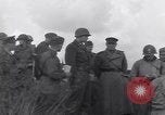 Standbild Alliierten Offiziere Werben Deutschland, 1945, aus Sekunde 25 historischem Filmmaterial Videoclip 65675075888