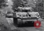Immagine di Ferito US Soldier Tank equipaggio seconda guerra mondiale Wegscheid Germania, 1945, secondo 8 filmato di repertorio 65675075892