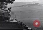 Immagine di Ferito US Soldier Tank equipaggio seconda guerra mondiale Wegscheid Germania, 1945, secondo 17 filmato di repertorio 65675075892