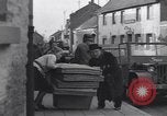 Immagine di I civili ritornano alle loro case Hinsbeck Germania, 1945, secondo 53 filmato di repertorio 65675075901
