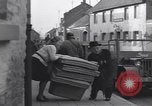 Immagine di I civili ritornano alle loro case Hinsbeck Germania, 1945, secondo 54 filmato di repertorio 65675075901
