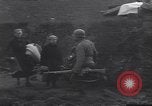 Standbild USA 3rd Armored Division Truppen in Bewegung durch die Stadt Niederhausen Deutschland, 1945, aus Sekunde 7 historischem Filmmaterial Videoclip 65675075904
