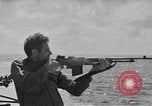 Standbild amerikanische U-Boot United States USA, 1945, aus Sekunde 34 historischem Filmmaterial Videoclip 65675075914