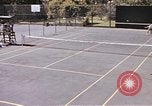 Standbild tennis match Honolulu Hawaii USA, 1945, aus Sekunde 14 historischem Filmmaterial Videoclip 65675075915