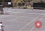 Standbild tennis match Honolulu Hawaii USA, 1945, aus Sekunde 25 historischem Filmmaterial Videoclip 65675075915