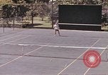 Standbild tennis match Honolulu Hawaii USA, 1945, aus Sekunde 47 historischem Filmmaterial Videoclip 65675075915