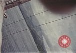 Standbild USS Maidstone Pazifik, 1945, aus Sekunde 12 historischem Filmmaterial Videoclip 65675075922