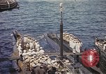 Standbild USS Maidstone Pazifik, 1945, aus Sekunde 48 historischem Filmmaterial Videoclip 65675075922