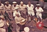 Standbild USS Maidstone Pazifik, 1945, aus Sekunde 59 historischem Filmmaterial Videoclip 65675075922