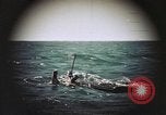 Image objets flottants Océan Pacifique, 1945, de la seconde 6 séquences d'archives historiques vidéo 65675075927