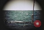 Image objets flottants Océan Pacifique, 1945, de la seconde 8 séquences d'archives historiques vidéo 65675075927