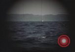 Image objets flottants Océan Pacifique, 1945, de la seconde 22 séquences d'archives historiques vidéo 65675075927