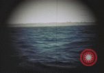 Image objets flottants Océan Pacifique, 1945, de la seconde 42 séquences d'archives historiques vidéo 65675075927