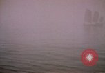 Standbild japanische Segeln junk Pazifik, 1945, aus Sekunde 12 historischem Filmmaterial Videoclip 65675075958